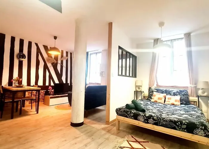 Appartement Chic Et Normand, Parking Facile, Wifi Hd Pont-Audemer